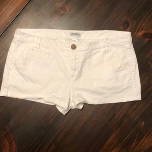 Express - White Shorts - Size 10 🛳